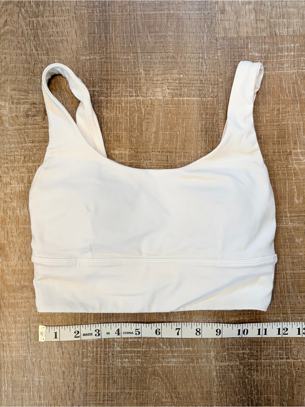 lululemon bra size 4 - like new